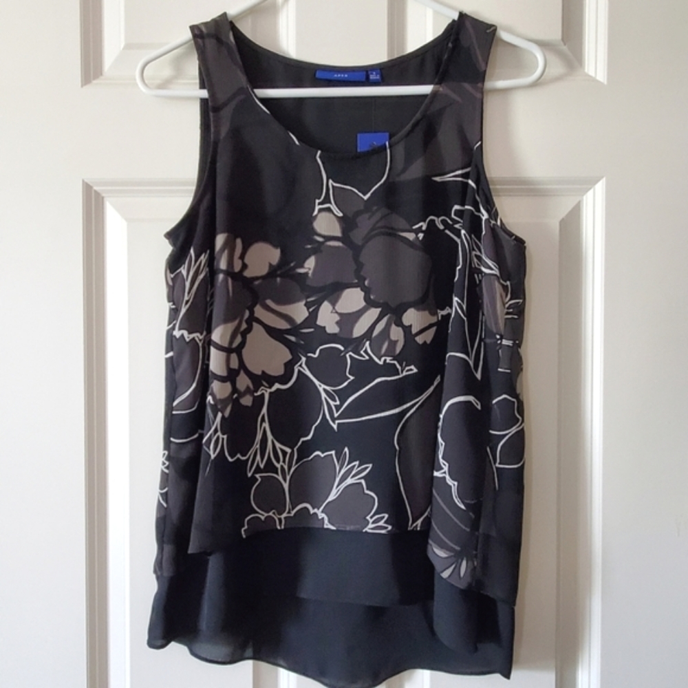 NWT Apt. 9 Layered Chiffon Tank Size S